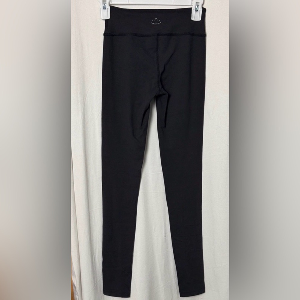 Beyond Yoga Black Mid Rise Leggings Size XS - Picture 4 of 7